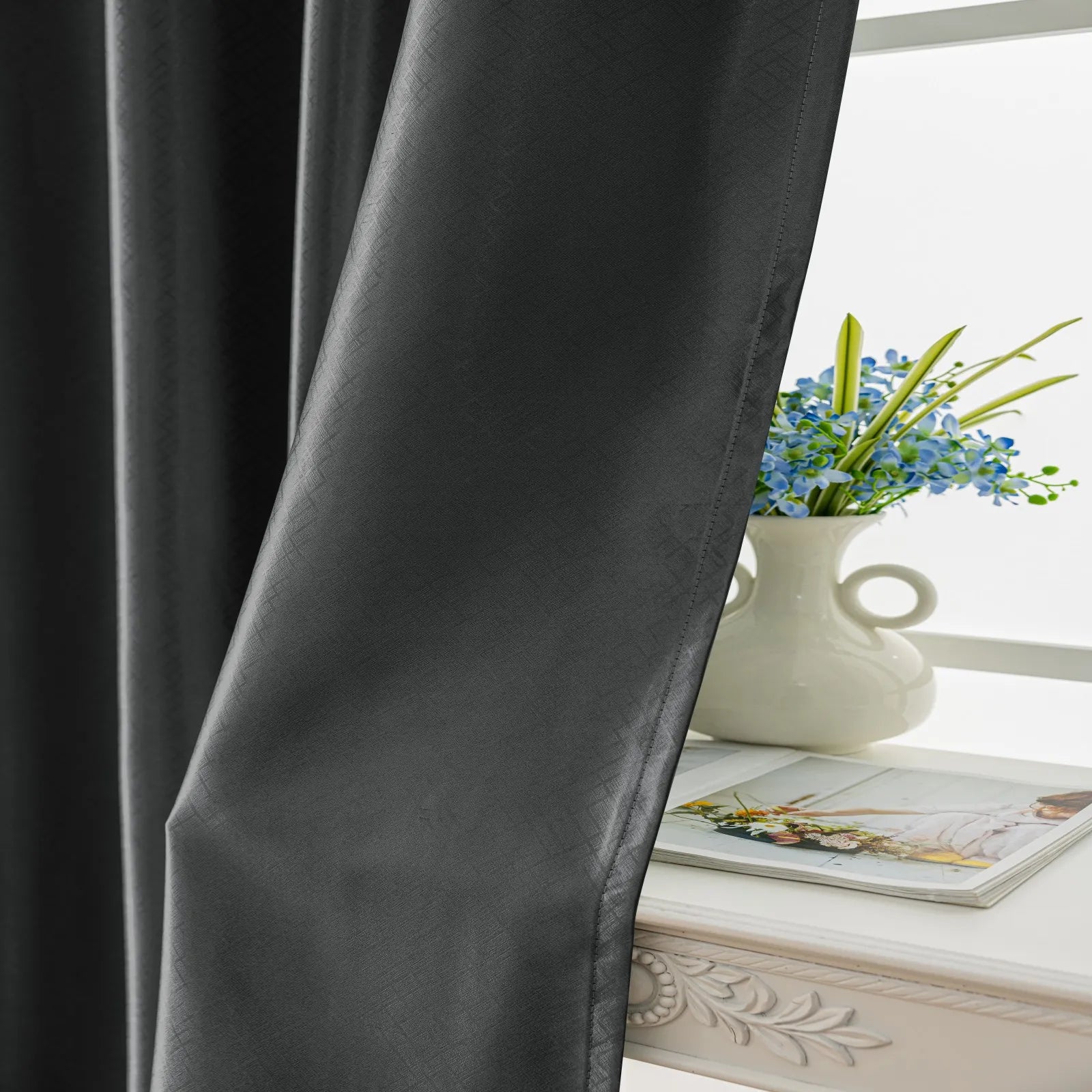 YSTYLE Indoor 2 pcs - Modern Blackout CurtainsBlackout Glossy