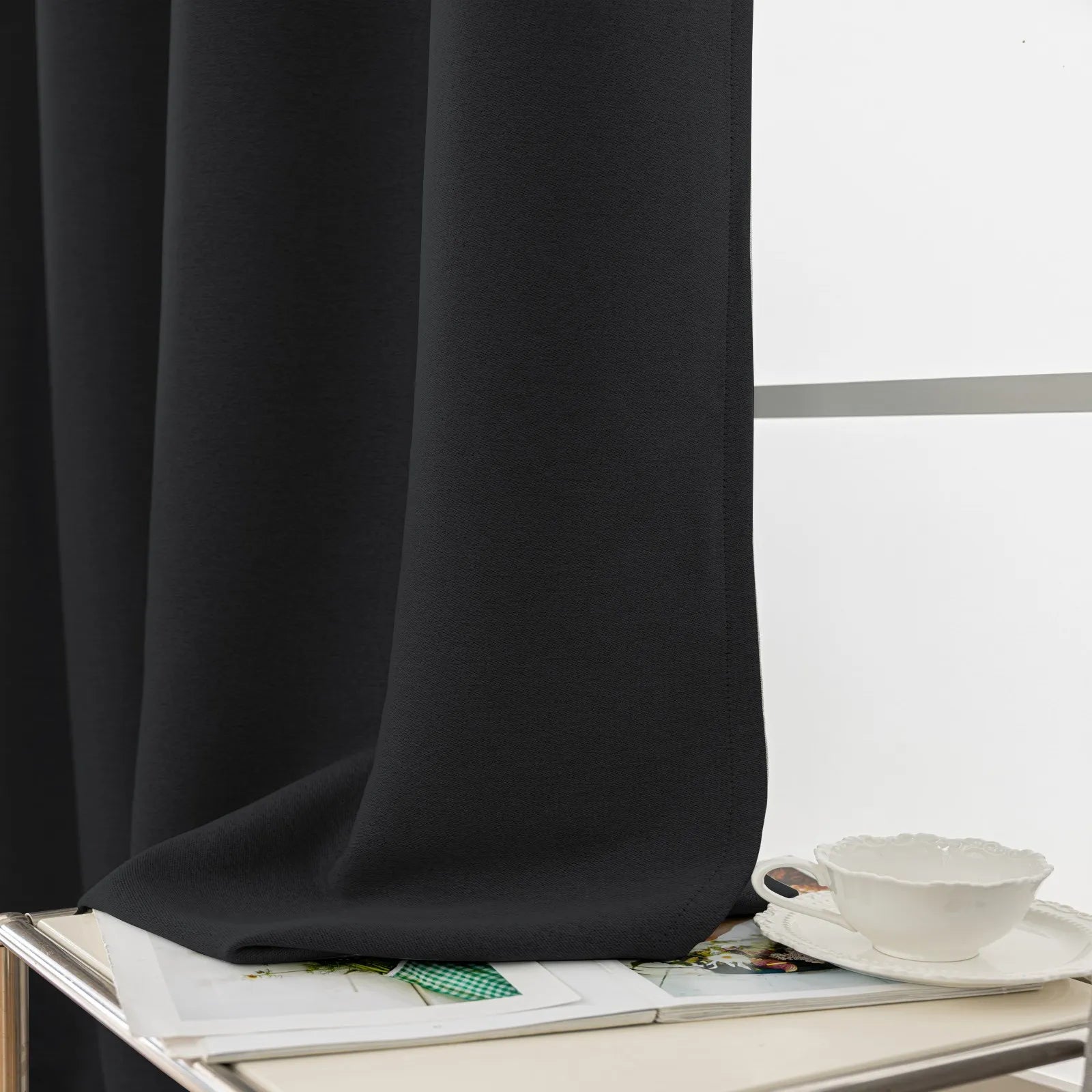 YSTYLE Velvet Curtains – 2 pcs, Blackout, Thermal Insulated, Modern Eyelet Drapes