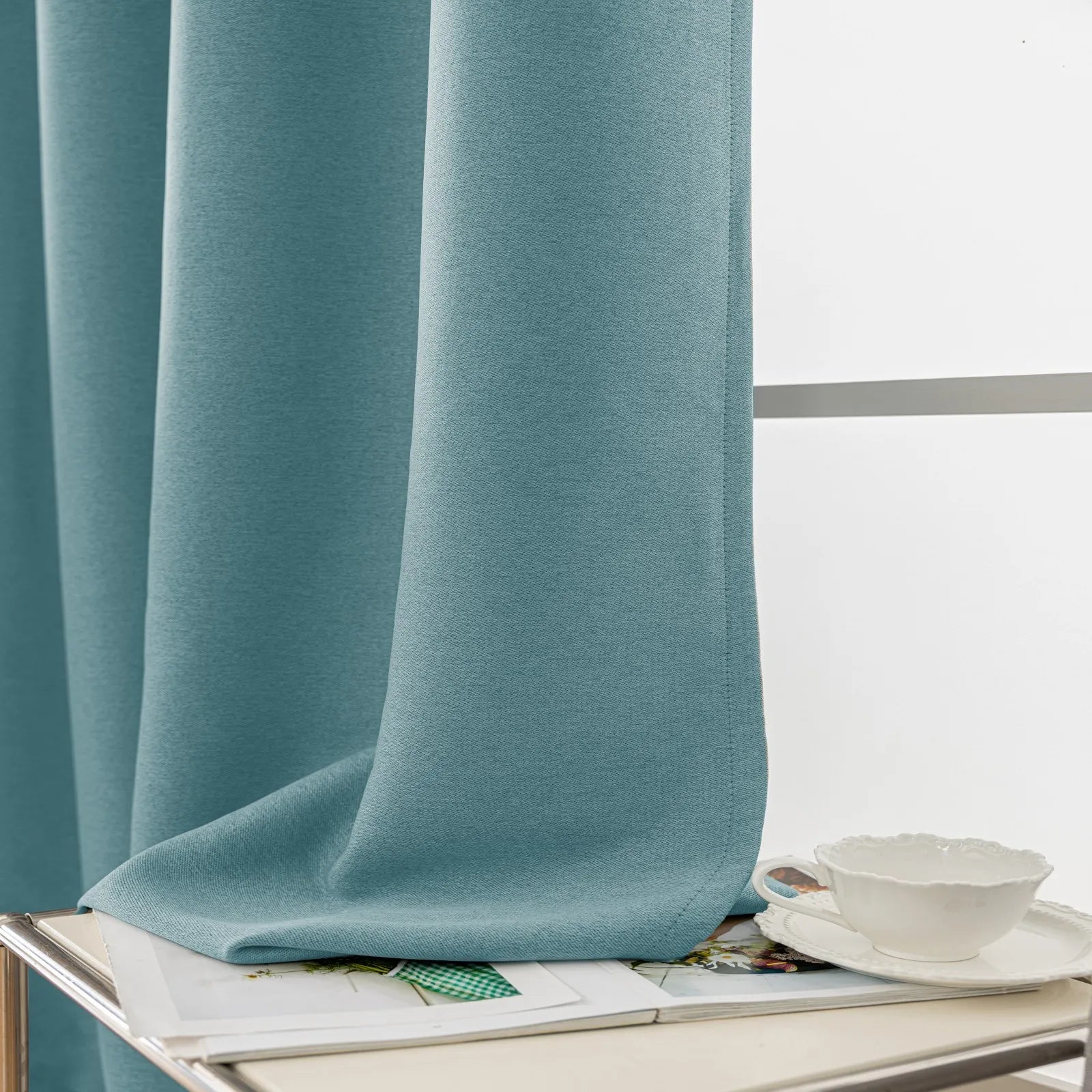 YSTYLE Velvet Curtains – 2 pcs, Blackout, Thermal Insulated, Modern Eyelet Drapes