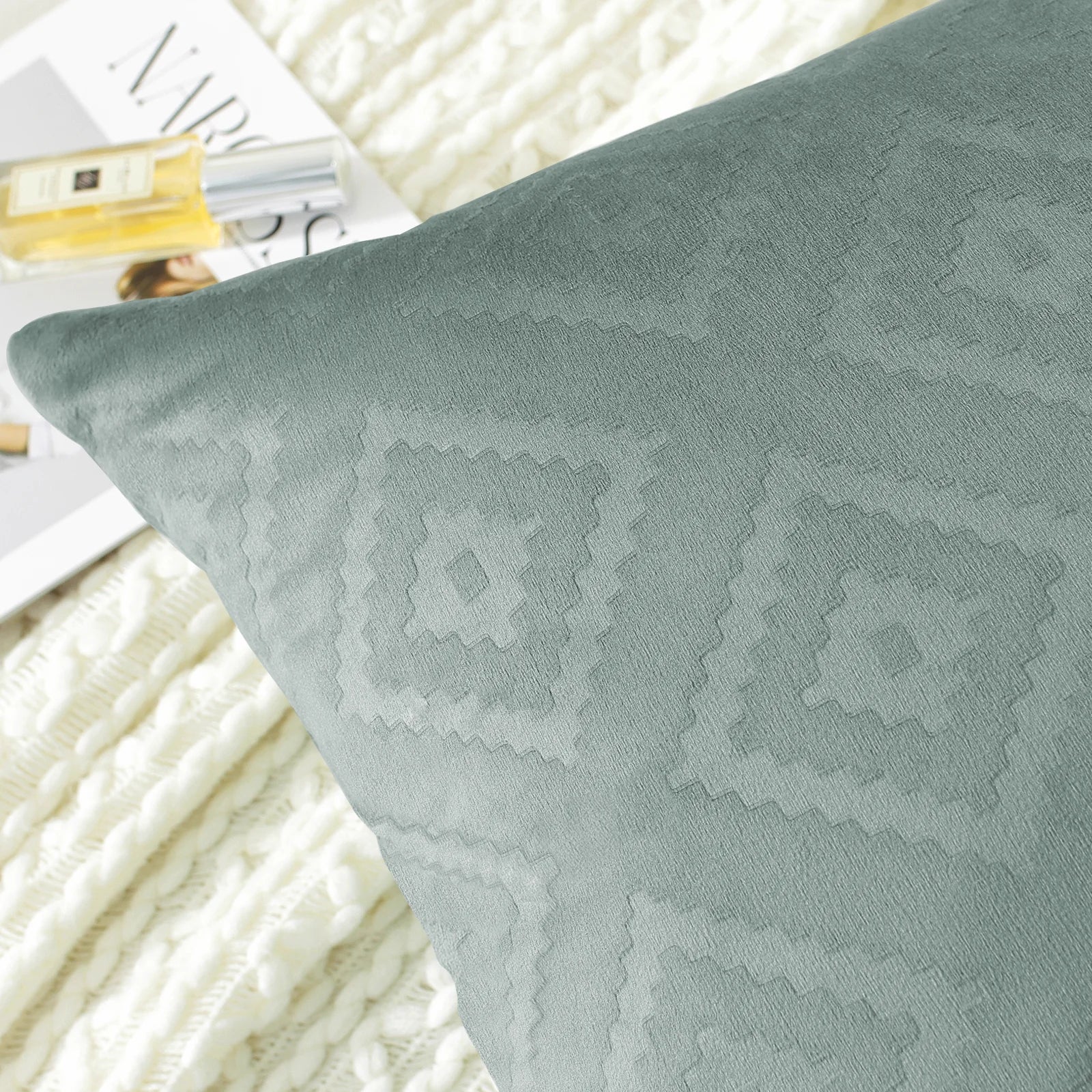 YSTYLE Velvet Sofa Cushion Covers, Decorative Throw Pillow Covers, 2 pcs, Hidden Zipper-Square shape