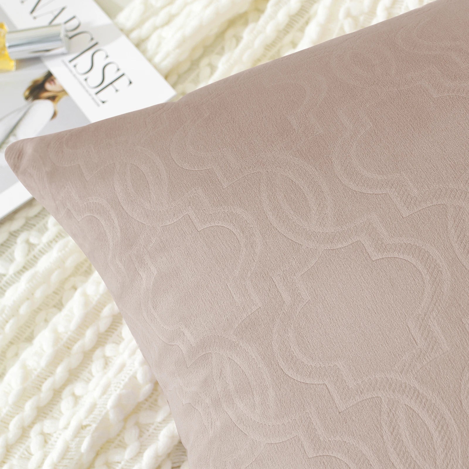 YSTYLE Velvet Sofa Cushion Covers, Decorative Throw Pillow Covers, 2 pcs, Hidden Zipper-Lantern Shape