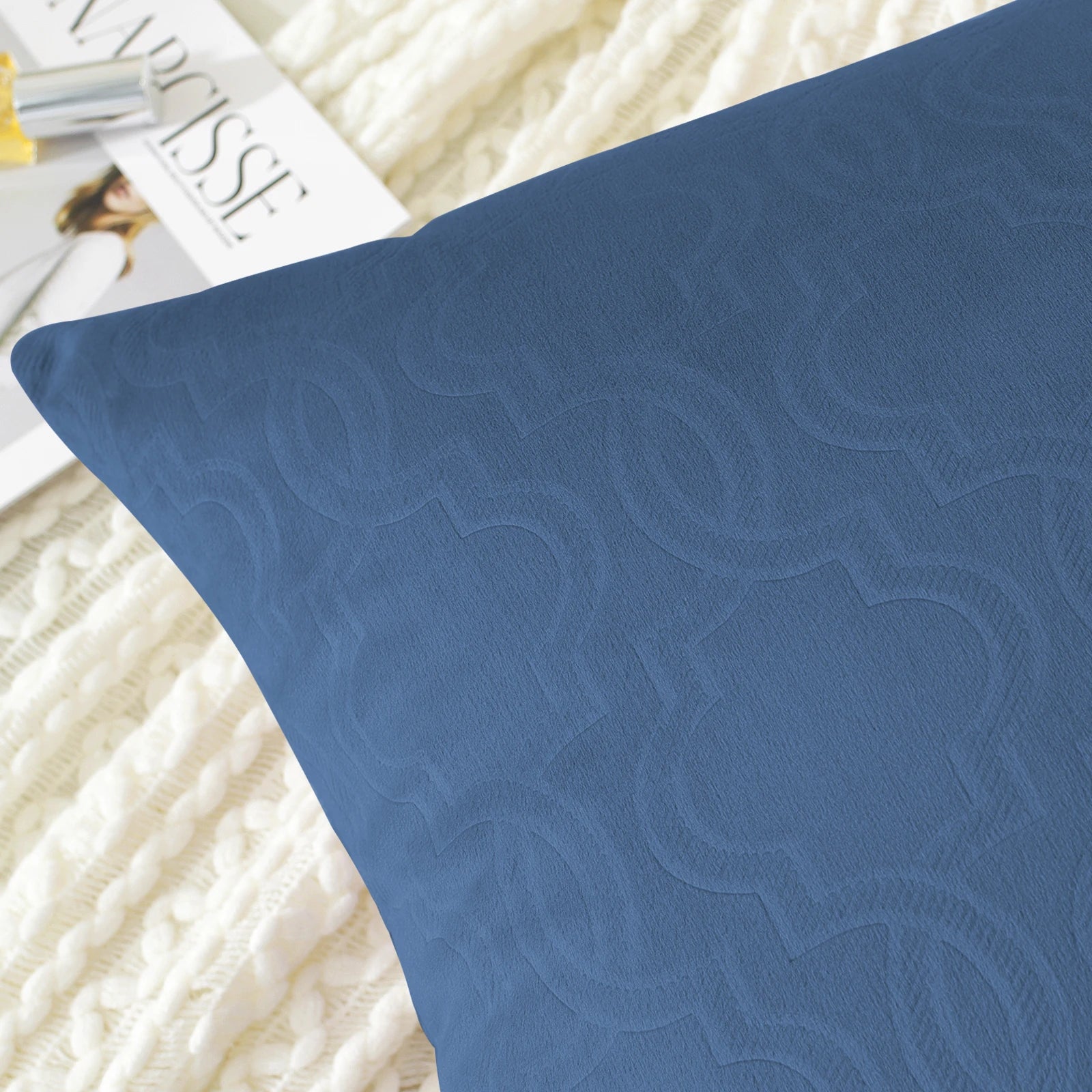 YSTYLE Velvet Sofa Cushion Covers, Decorative Throw Pillow Covers, 2 pcs, Hidden Zipper-Lantern Shape