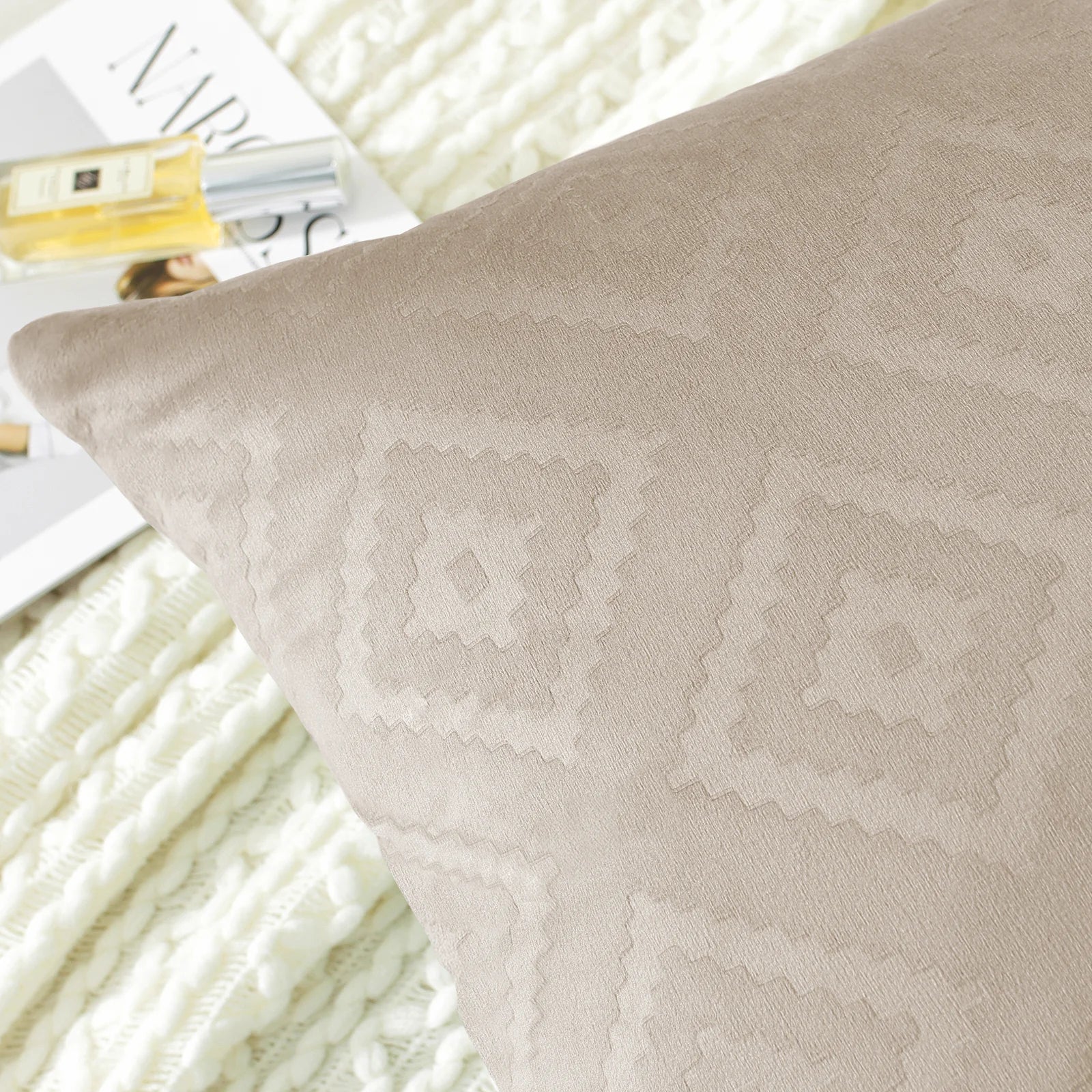 YSTYLE Velvet Sofa Cushion Covers, Decorative Throw Pillow Covers, 2 pcs, Hidden Zipper-Square shape