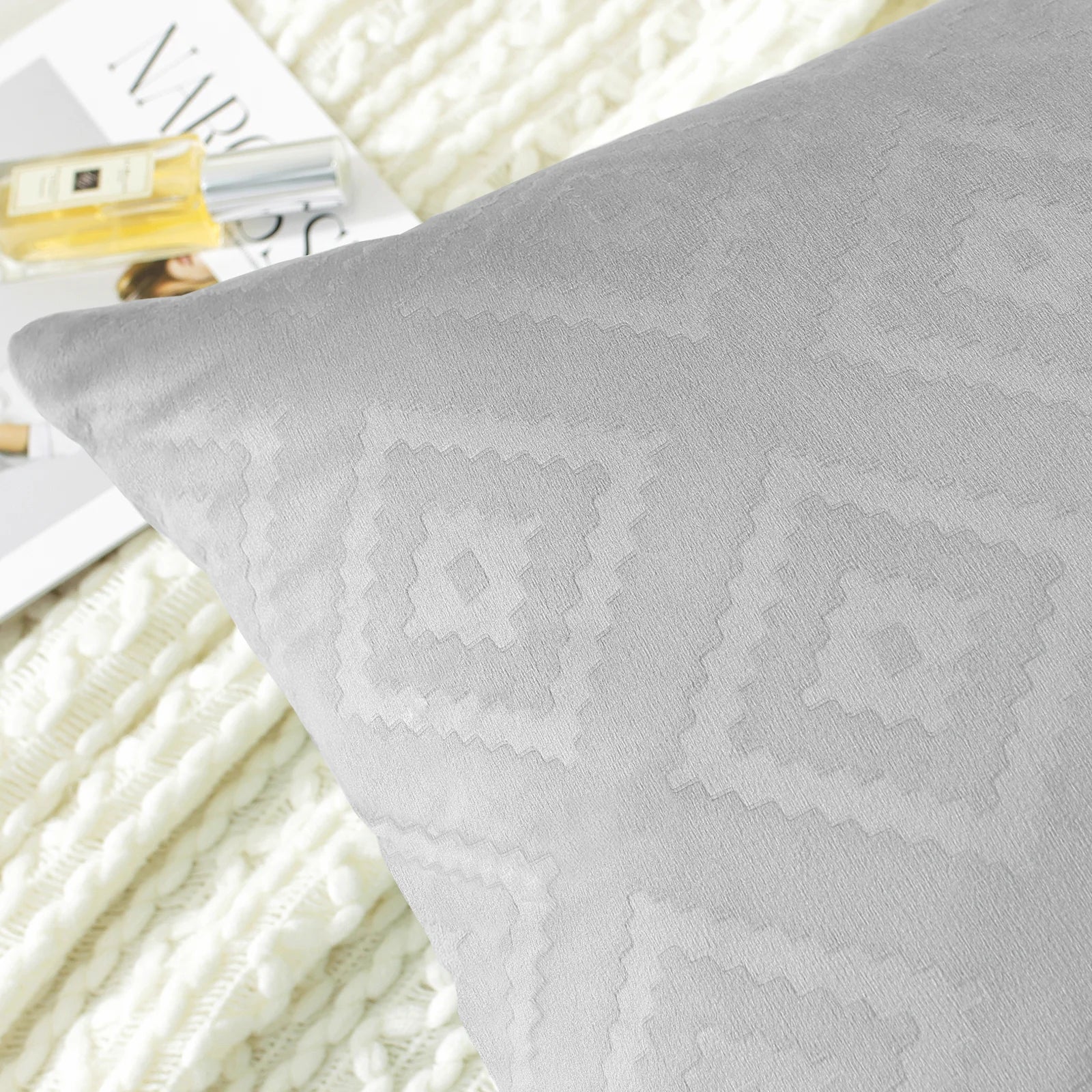 YSTYLE Velvet Sofa Cushion Covers, Decorative Throw Pillow Covers, 2 pcs, Hidden Zipper-Square shape