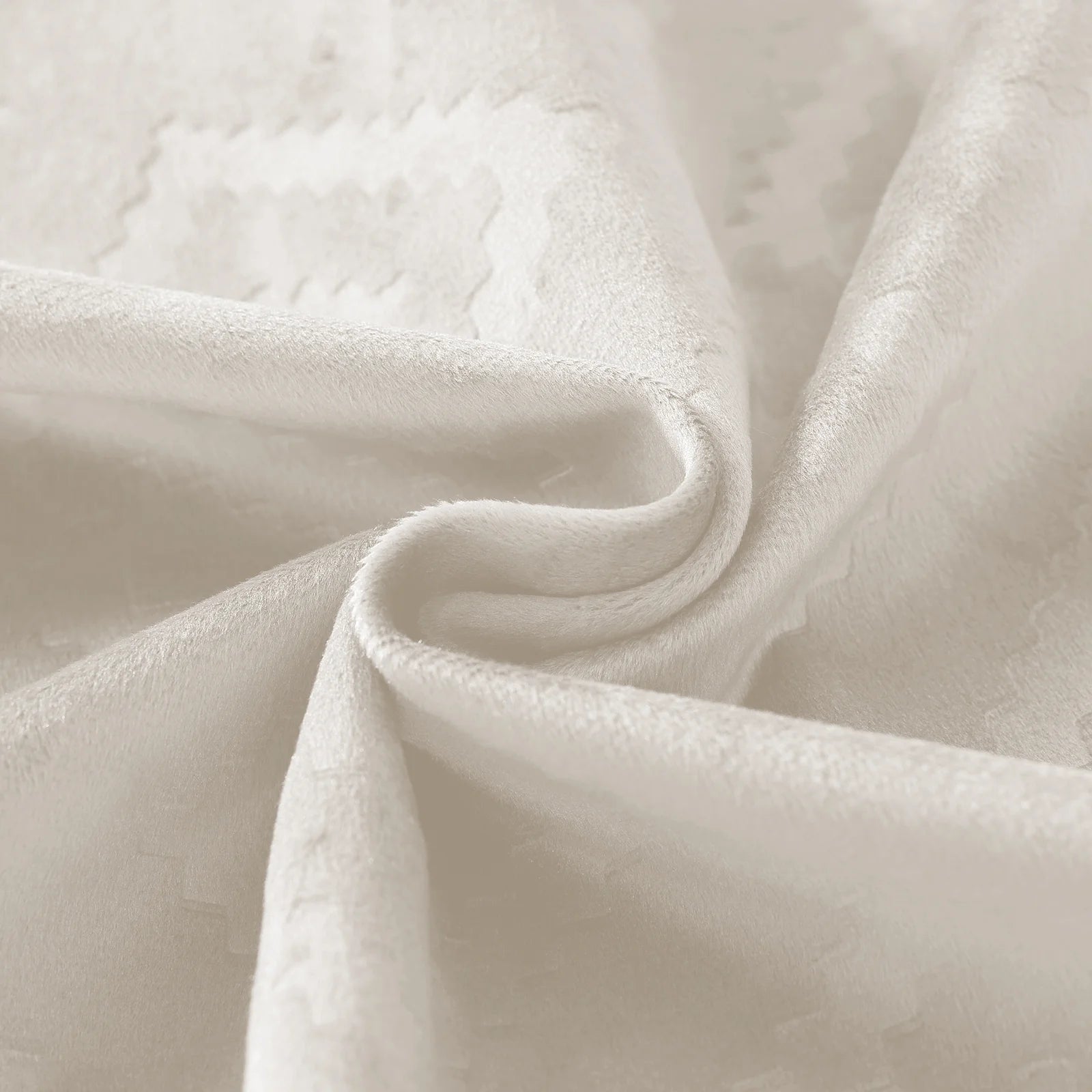 YSTYLE Velvet Sofa Cushion Covers, Decorative Throw Pillow Covers, 2 pcs, Hidden Zipper-Square shape