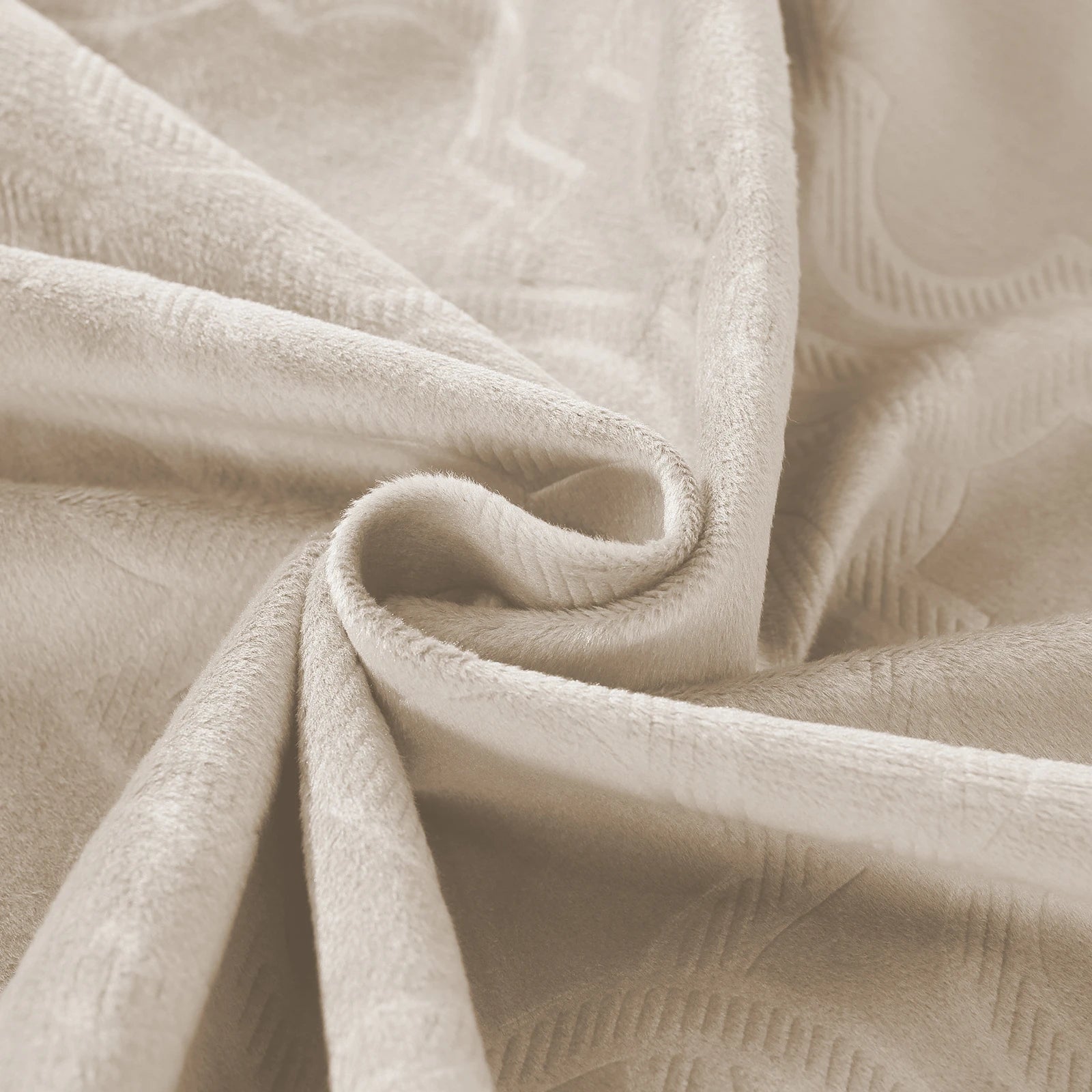 YSTYLE Velvet Sofa Cushion Covers, Decorative Throw Pillow Covers, 2 pcs, Hidden Zipper-Lantern Shape