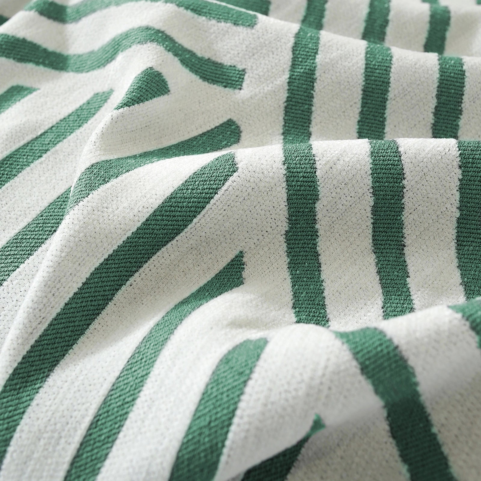 YSTYLE 3 Seater Sofa Blanket,Full Coverage,Stain-Resistant,All-Season Design-Line Crossing