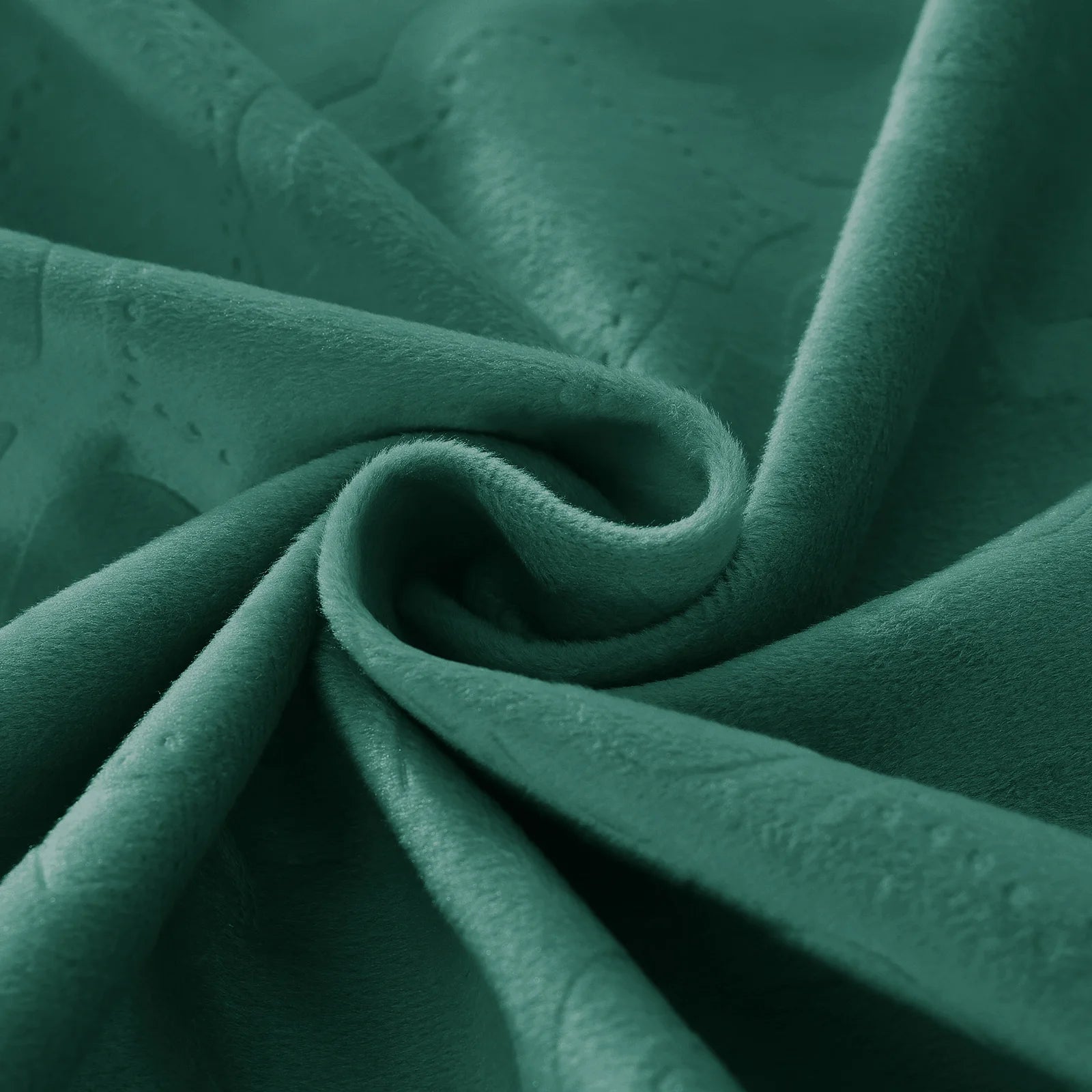 YSTYLE Velvet Sofa Cushion Covers, Decorative Throw Pillow Covers, 2 pcs, Hidden Zipper-Gourd Shape