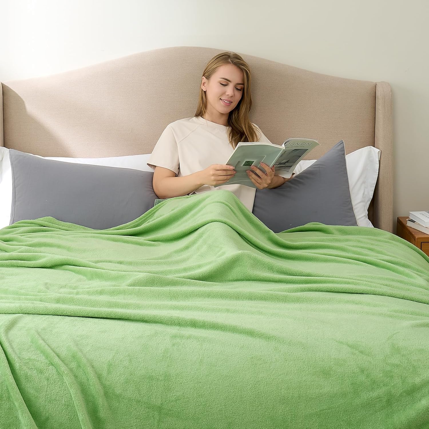 YSTYLE Soft Flannel Fleece Twin Blanket Plush Throw 160 x 200 CM