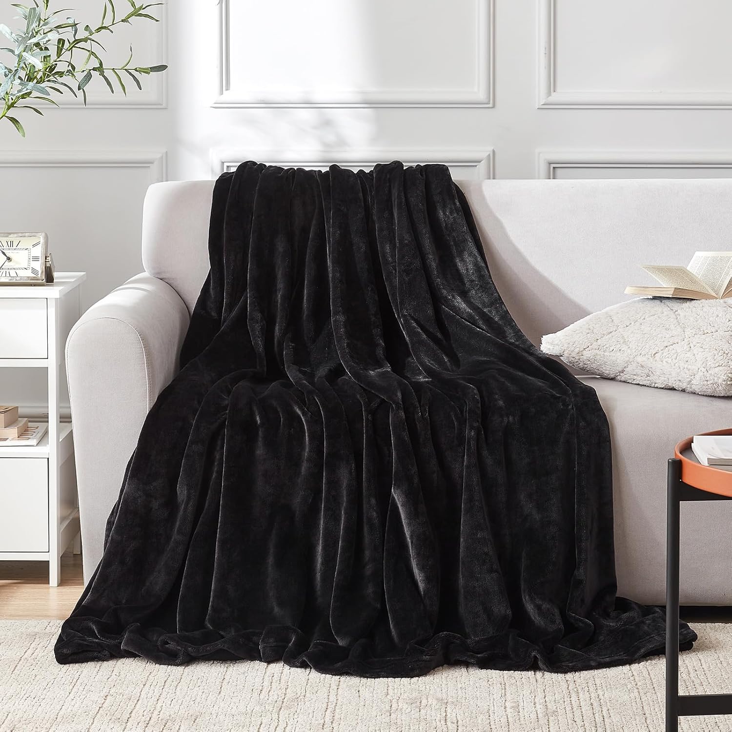 YSTYLE Soft Flannel Fleece Twin Blanket Plush Throw 160 x 200 CM
