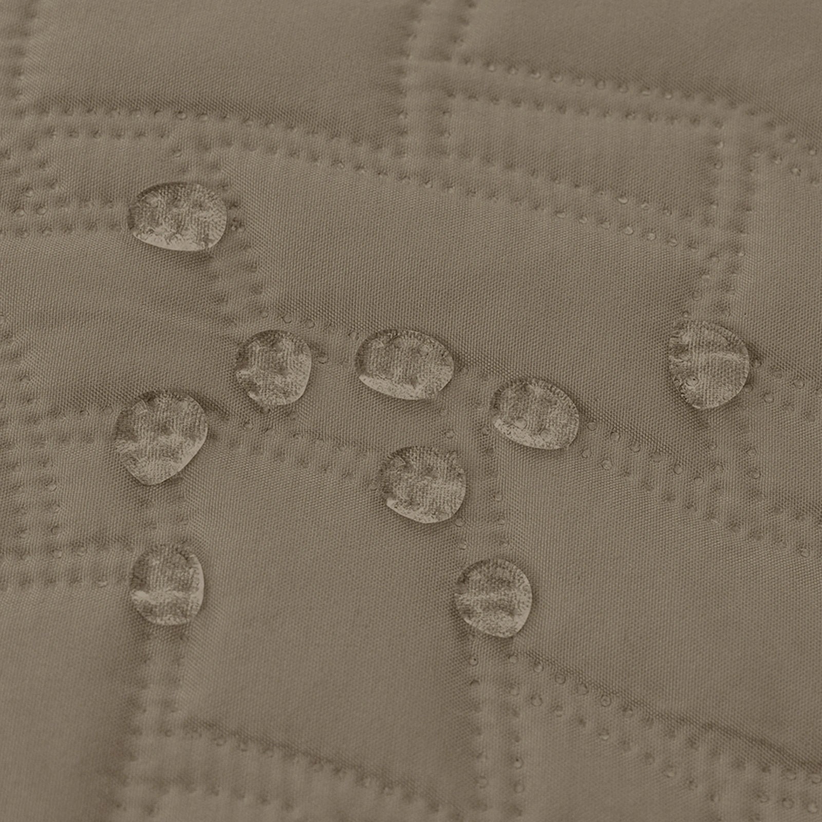 YSTYLE 1 Seater Sofa Cover – Waterproof, Anti-Slip, Cat Scratch-Resistant, Quilted Protection-Quads Shape