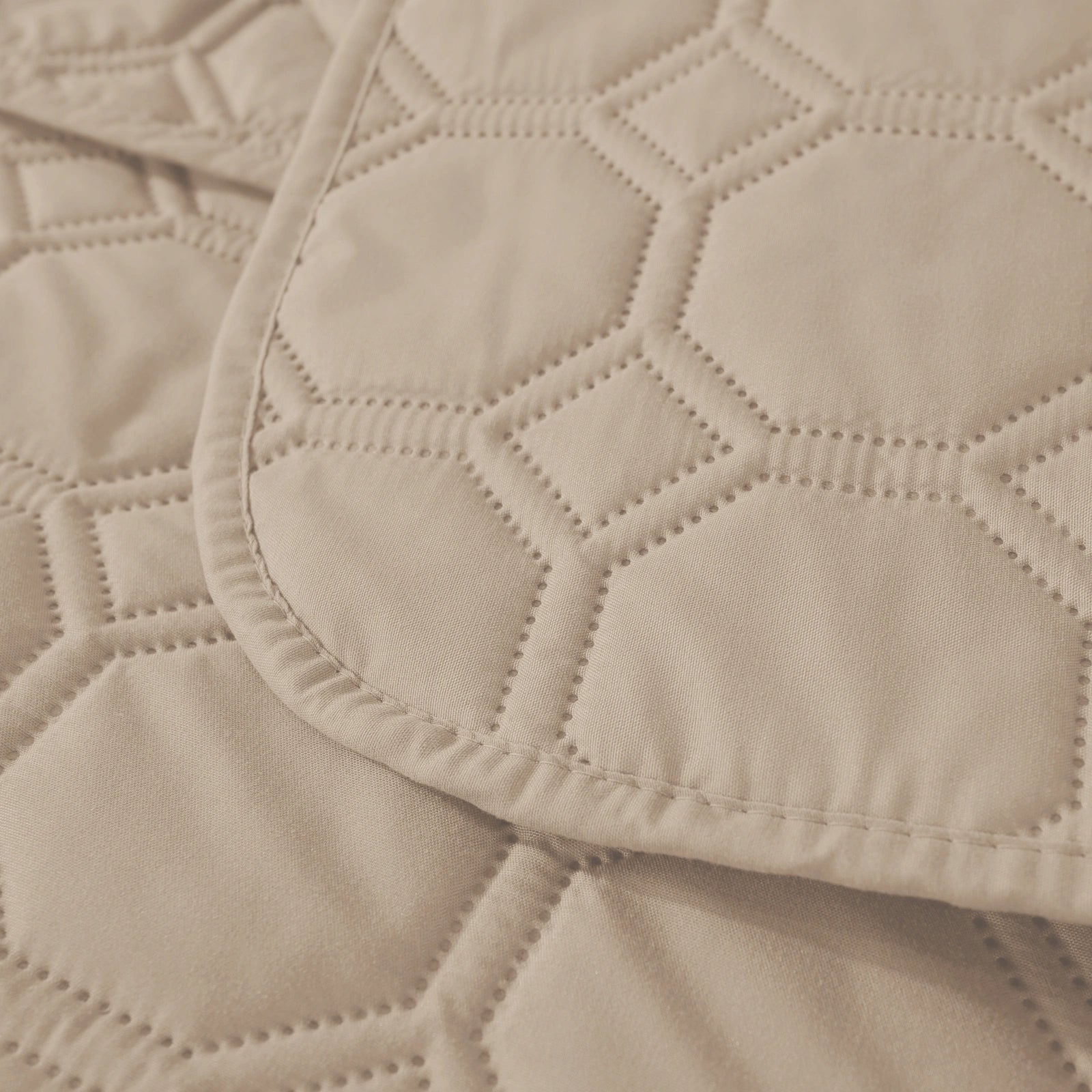 YSTYLE 1 Seater WaterProof Sofa Cover with Armrests,Elegant- for Dogs , Non-Slip and Scratch Resistant Design-Yuanbao Grid