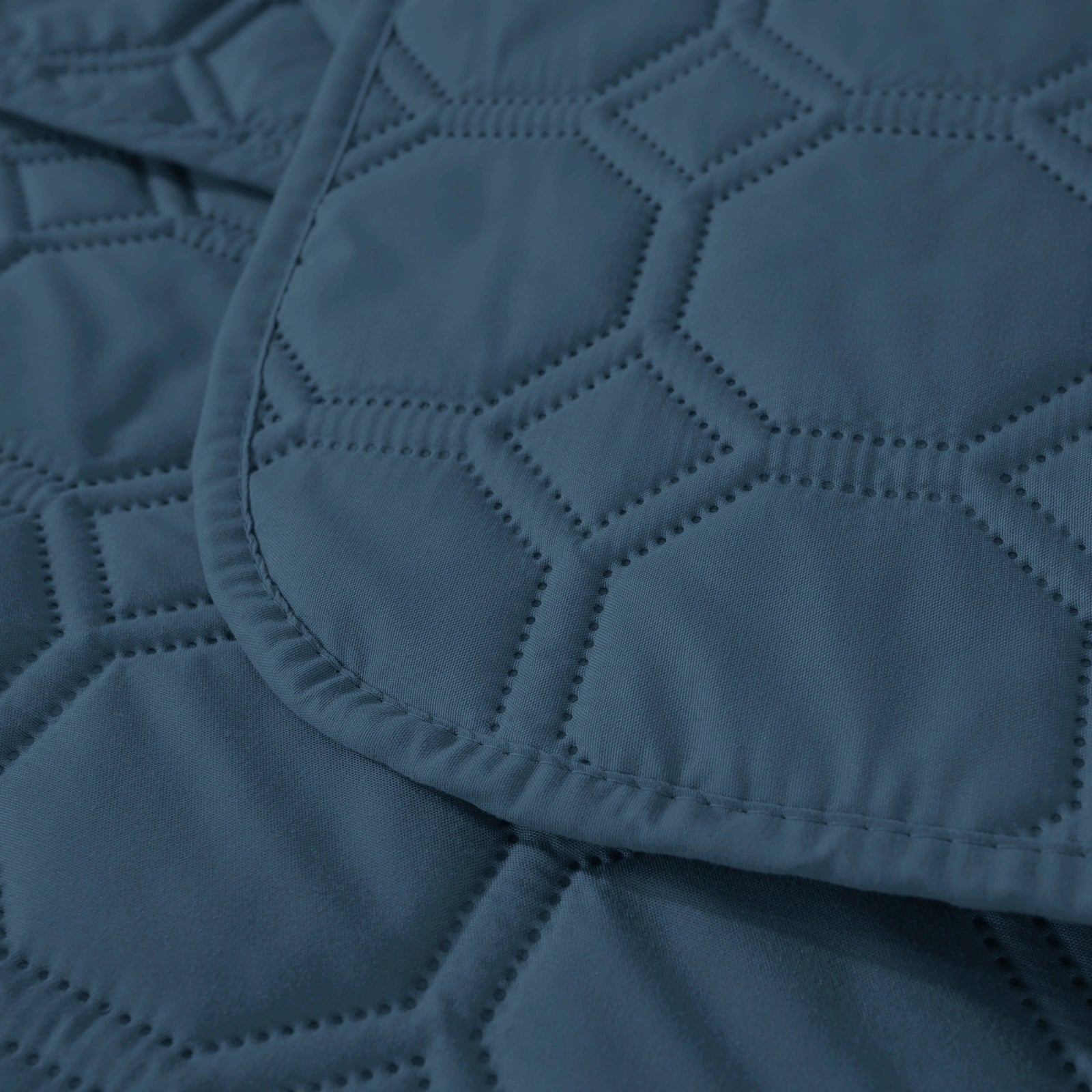 YSTYLE 1 Seater WaterProof Sofa Cover with Armrests,Elegant- for Dogs , Non-Slip and Scratch Resistant Design-Yuanbao Grid