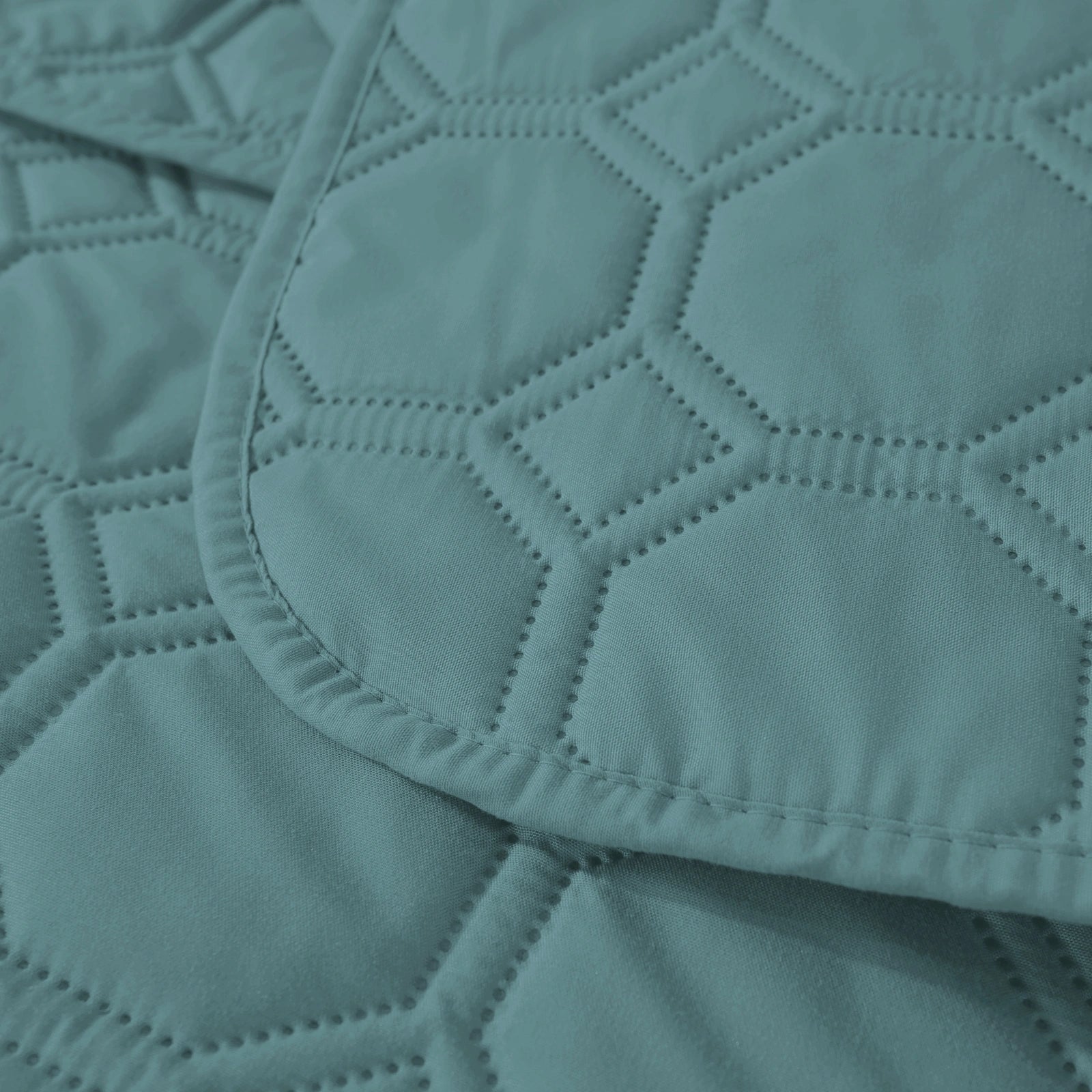 YSTYLE 1 Seater WaterProof Sofa Cover with Armrests,Elegant- for Dogs , Non-Slip and Scratch Resistant Design-Yuanbao Grid