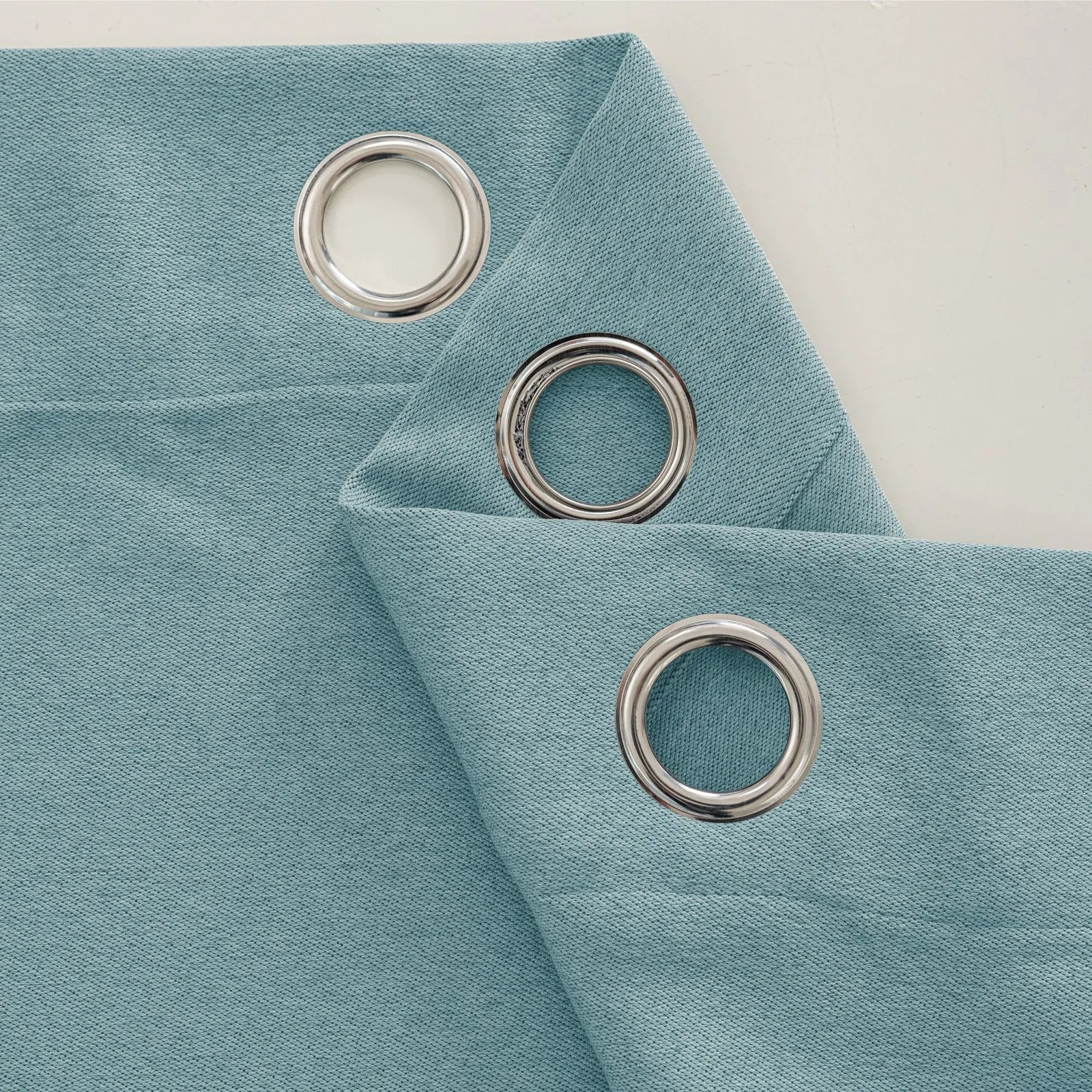 YSTYLE Velvet Curtains – 2 pcs, Blackout, Thermal Insulated, Modern Eyelet Drapes