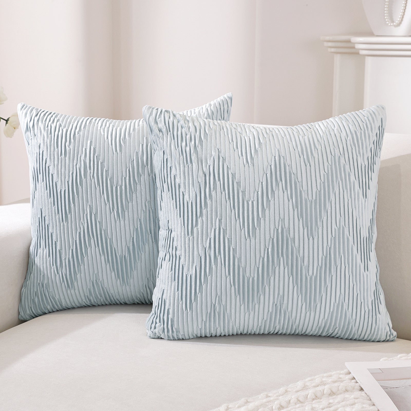 Ystyle 2 Pieces Cushion Covers Sofa 50 x 50 cm Velvet Minimalist Cushion Covers Invisible Zipper Decorative Cushion Covers for Sofa Living Room Bedroom