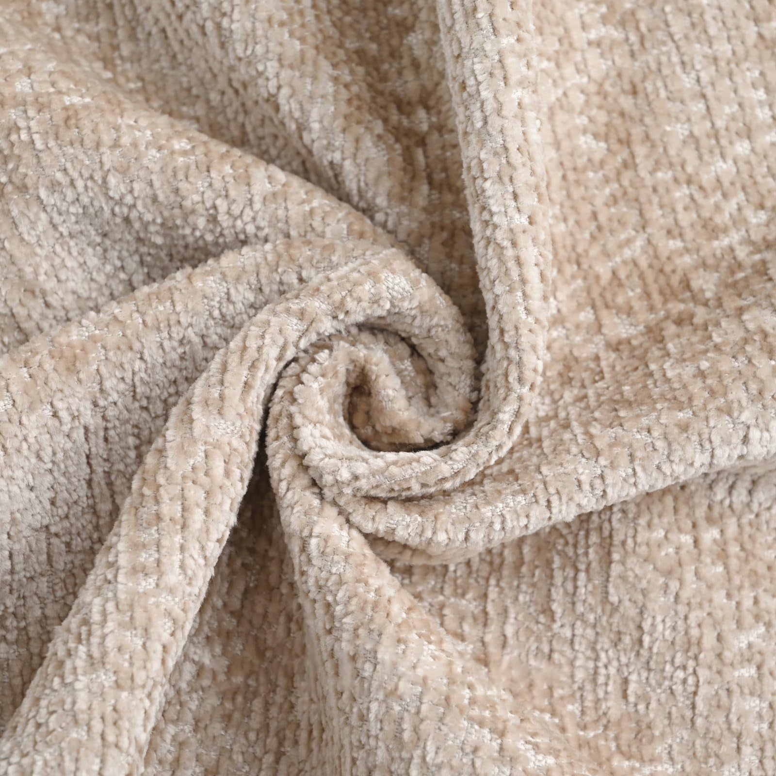 Ystyle Chenille Sofa Cushion Covers 60 x 60 cm, 2 Pieces, Soft Durable Heart-Shaped Cushion Cover, Decorative Elegant Pillow Case for Living Room