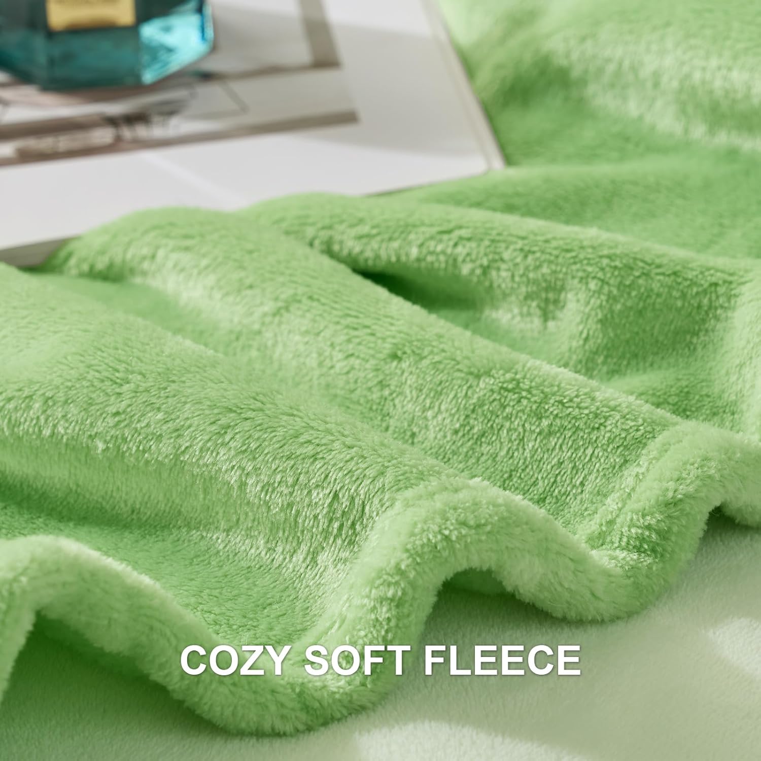 YSTYLE Soft Flannel Fleece Twin Blanket Plush Throw 160 x 200 CM