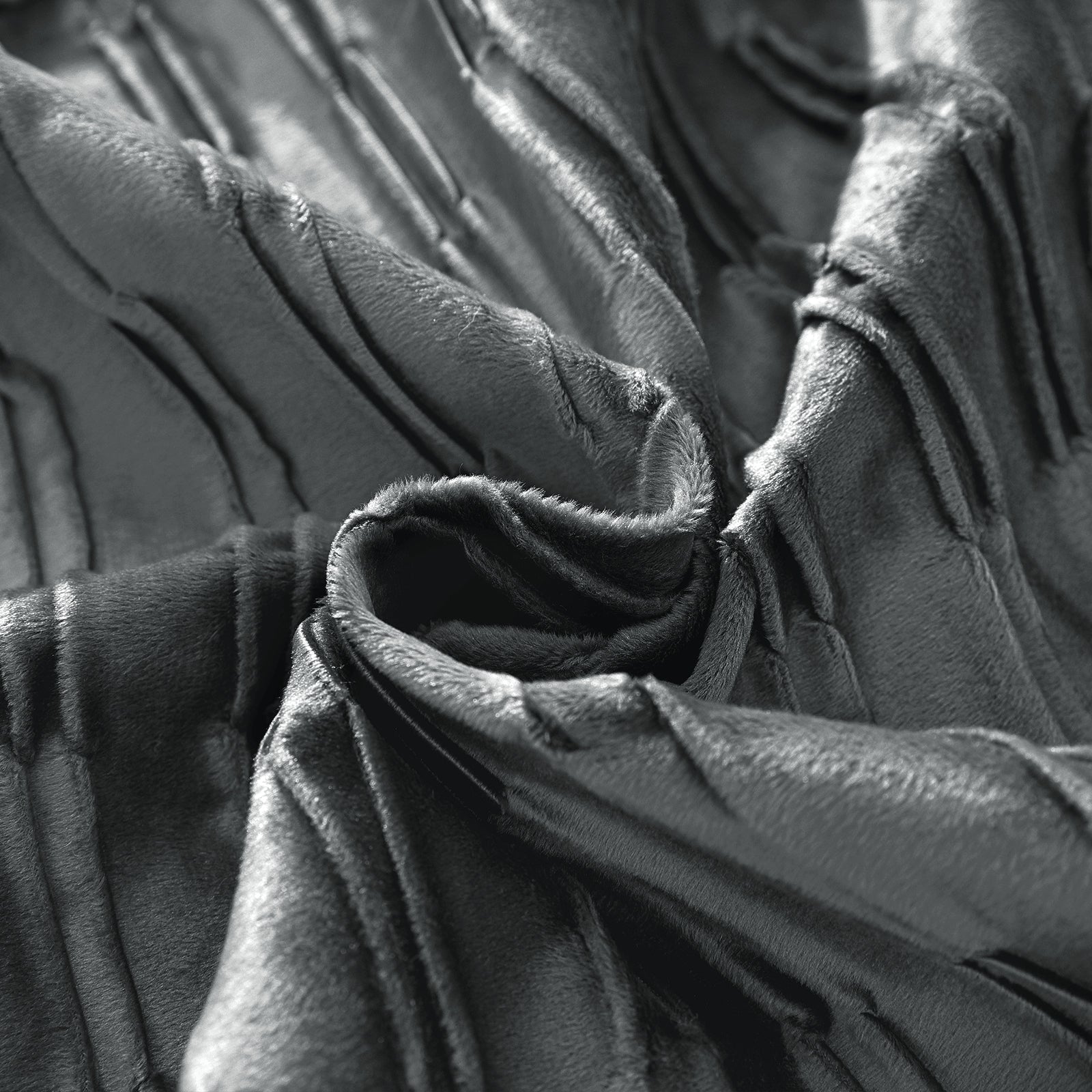 Ystyle Sofa Cushion Covers 50 x 50 cm Set of 2 Soft Velvet Sofa Cushion Covers Modern Bedroom Sofa Bed Invisible Zipper Washable Elegant Durable