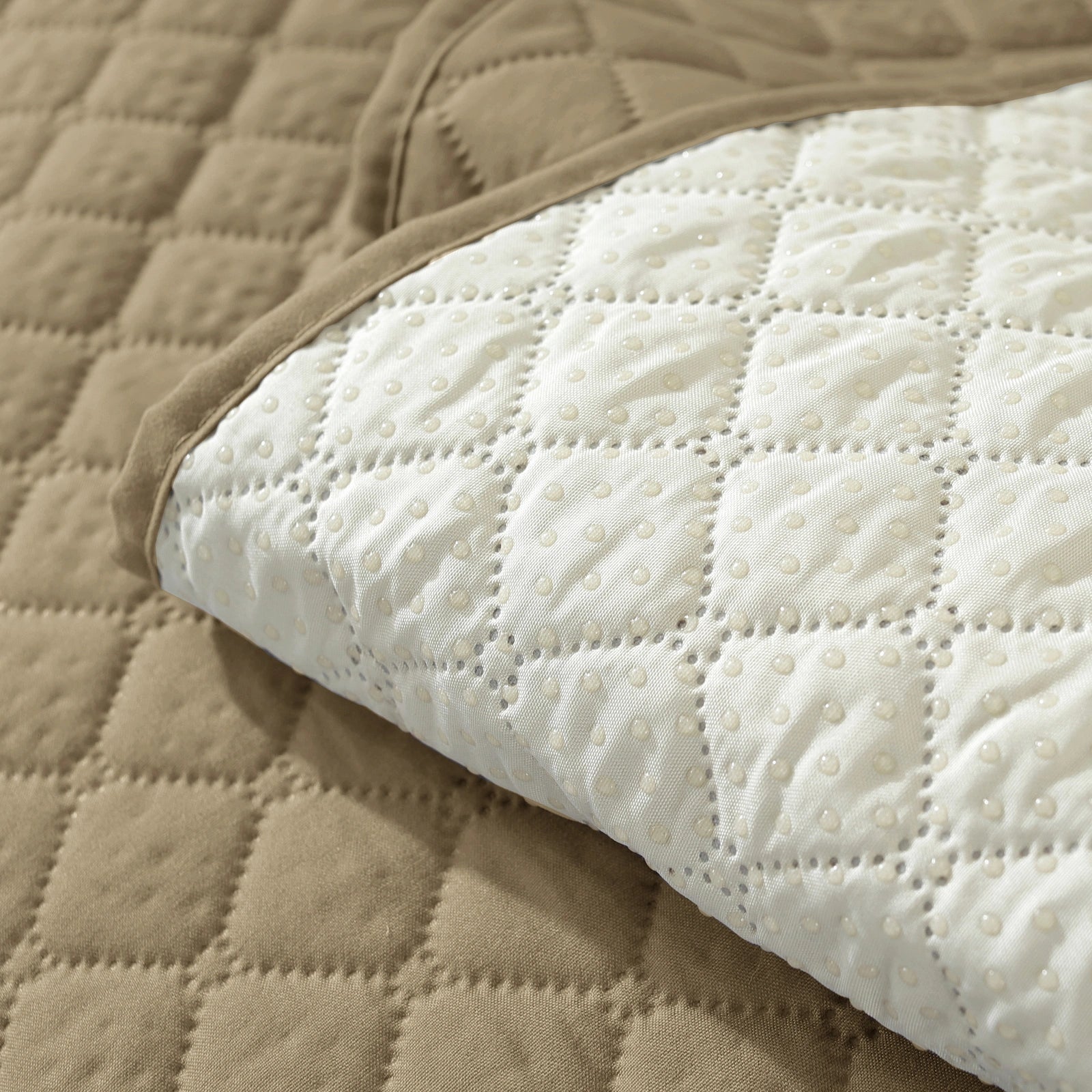 YSTYLE 3 Lugares Protector de Sofá y Impermeable – Manta Elástica para Sofá, Antideslizante con Bolsillo de Almacenamiento, Ideal para Mascotas - Romboide